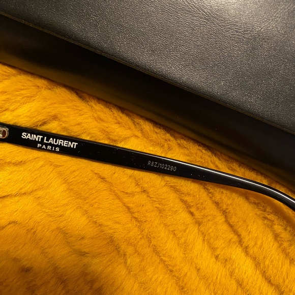 ✨🆕✨New Saint Laurent Sunglasses - Picture 4 of 10